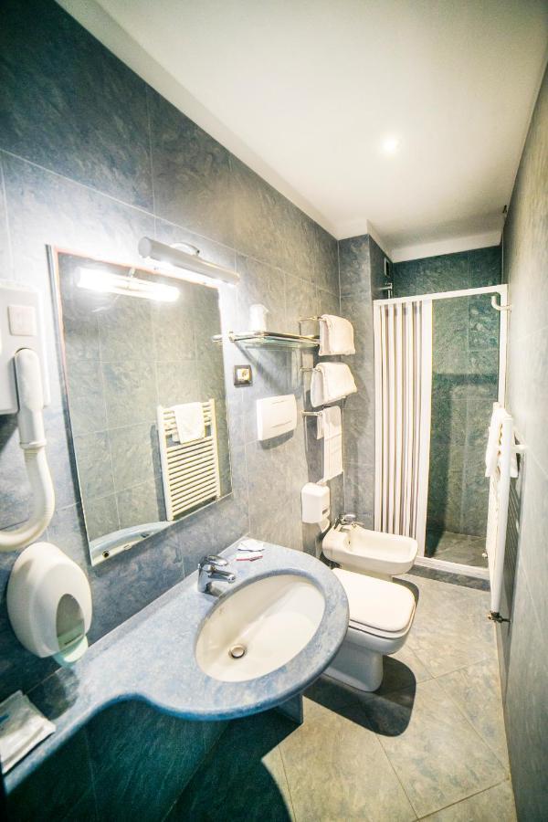 Hotel Raphael Montecatini Terme Buitenkant foto